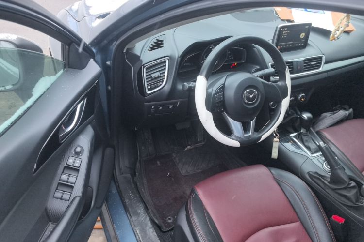 马自达3 昂克赛拉 2014款 三厢 1.5L 自动豪华型中控内饰7003