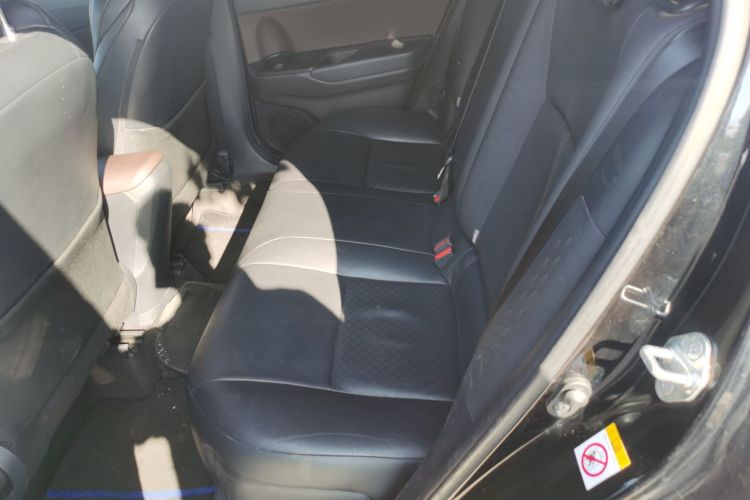 丰田C-HR 2018款 2.0L 旗舰版 国V中控内饰21