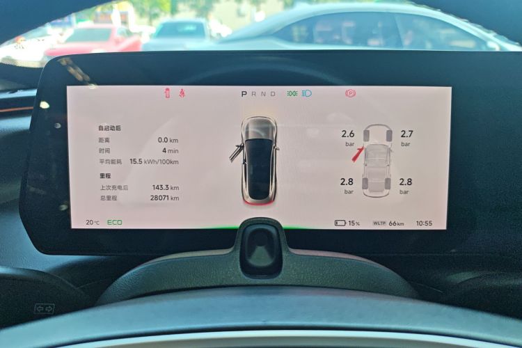 小鹏P7 2022款 480N+中控内饰14