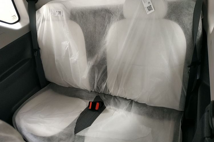 吉利银河 熊猫 2025款 210km 元气熊中控内饰21