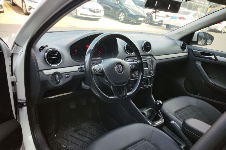 大众 捷达 2019款 梦想版 1.4L 手动舒适型中控内饰12