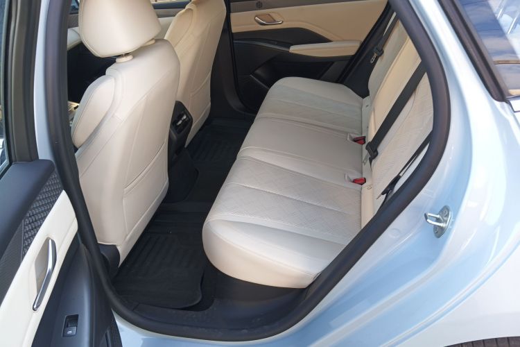 比亚迪 秦PLUS 2025款 DM-i 智驾版 120KM超越型中控内饰21