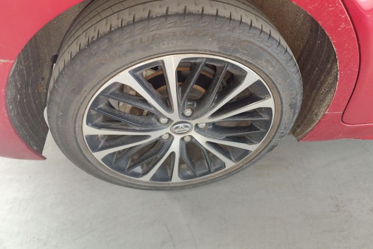 丰田 凯美瑞 2019款 2.5S 锋尚版 国VI车身外观6008