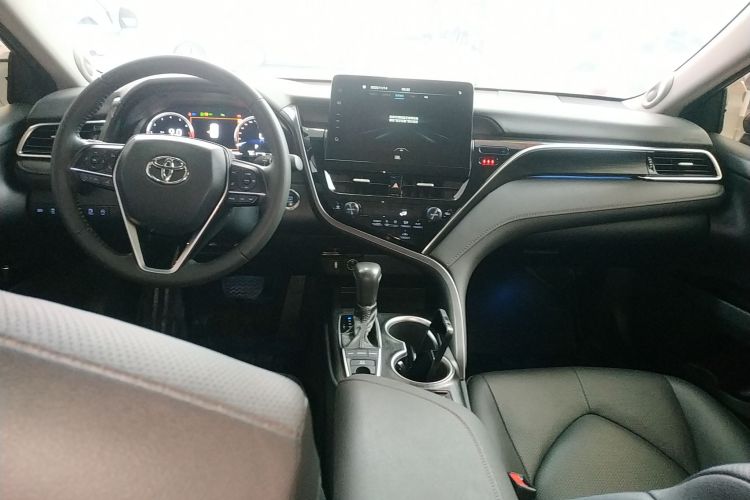 丰田 凯美瑞 2023款 2.5Q 旗舰版中控内饰12