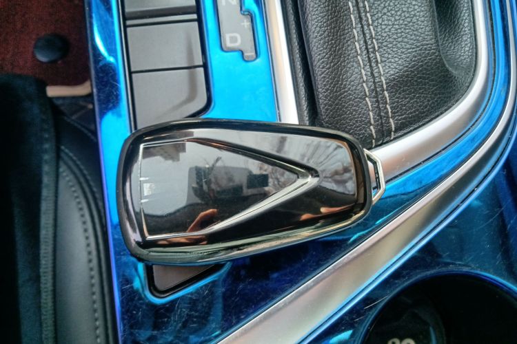 长安 逸动 2020款 PLUS 1.6L GDI 自动豪华型中控内饰7001