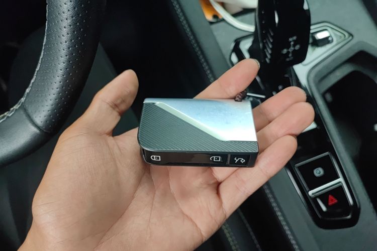 领克03 2023款 2.0TD DCT劲Pro中控内饰7001