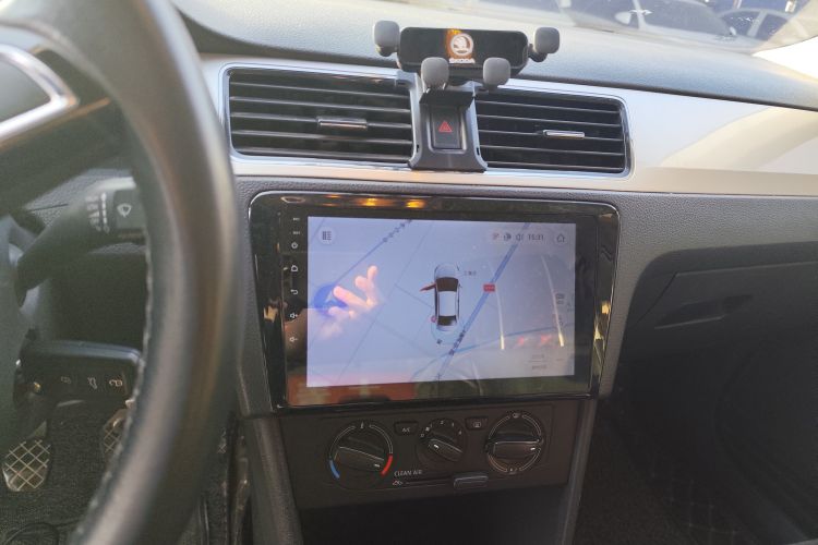 斯柯达 昕锐 2018款 1.6L 手动舒适版中控内饰16