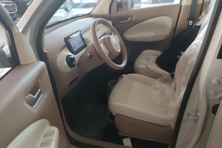 五菱汽车 宏光MINIEV 2025款 四门版 进阶款中控内饰19