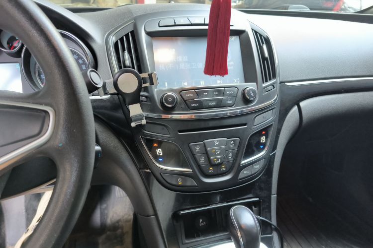别克 君威 2015款 1.6T 领先技术型局部细节16