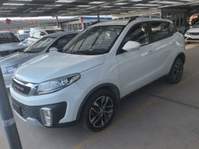 北汽昌河Q35 2016款 1.5L 手动炫智版