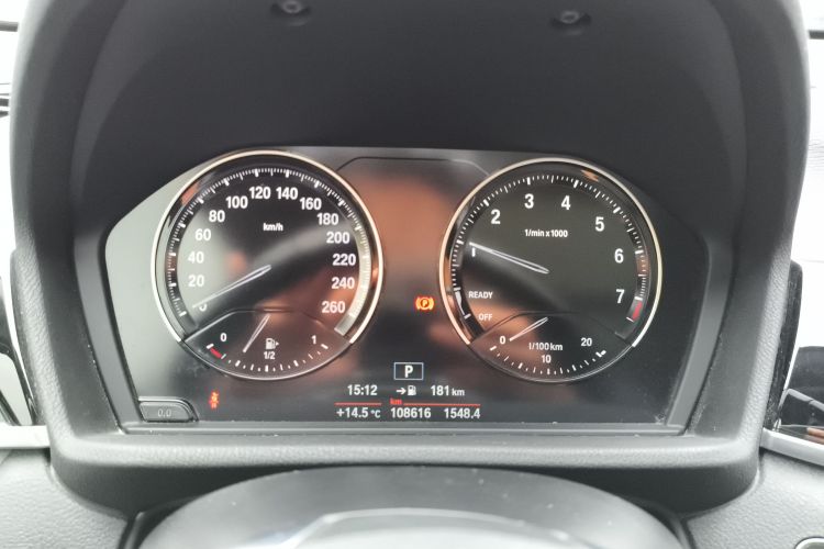 宝马X1 2019款 sDrive18Li 尊享型中控内饰14