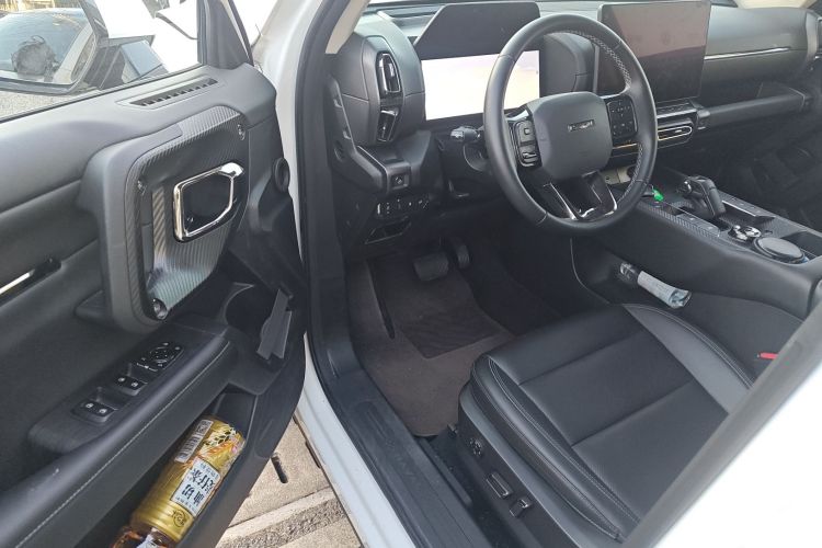 哈弗大狗 PLUS 新能源 2023款 DHT-PHEV 105km 潮电版Plus中控内饰20