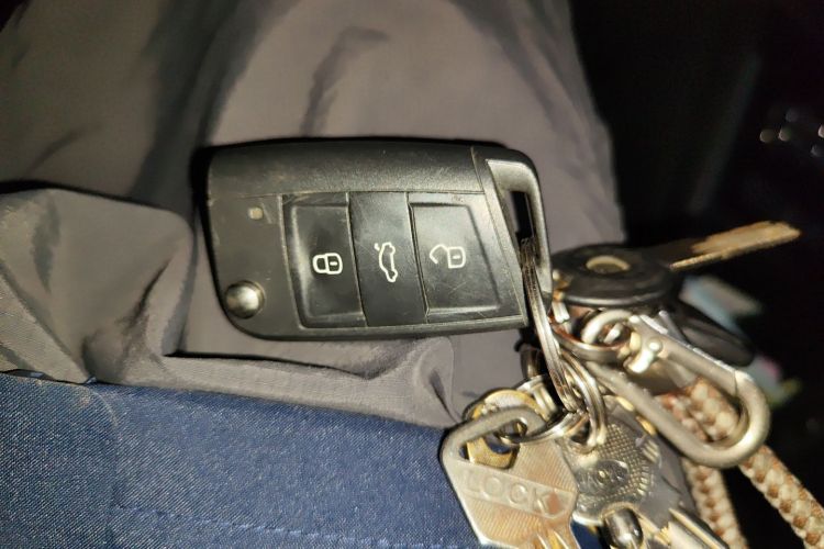 大众 2016款 途安L 280TSI DSG舒雅版中控内饰11