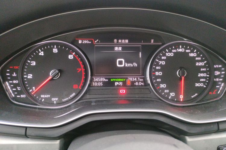 奥迪A4L 2019款 40 TFSI 进取型 国V中控内饰14