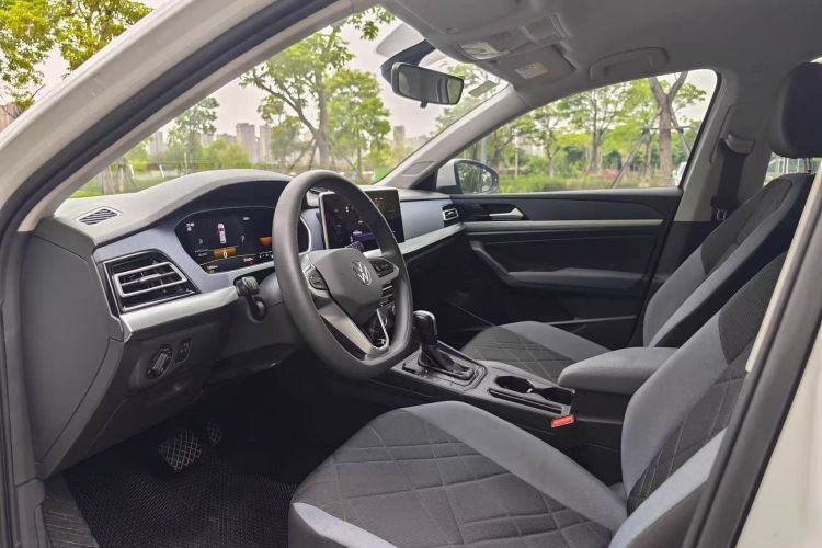 大众 朗逸 2023款 1.5L 自动得逸版中控内饰19