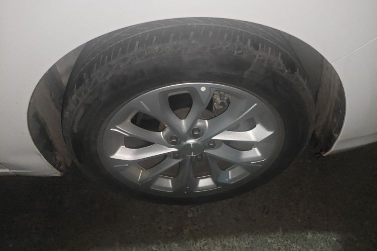 雪佛兰 科鲁泽 2023款 1.5L 双离合悦享版车身外观10