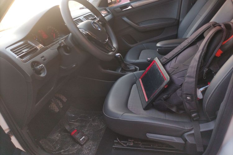 大众 桑塔纳 2016款 1.6L 自动舒适版中控内饰19