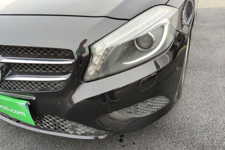 奔驰A级(进口) 2015款 A 180局部细节36