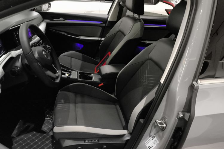 大众 高尔夫 2023款 280TSI DSG Pro 20周年纪念版局部细节19