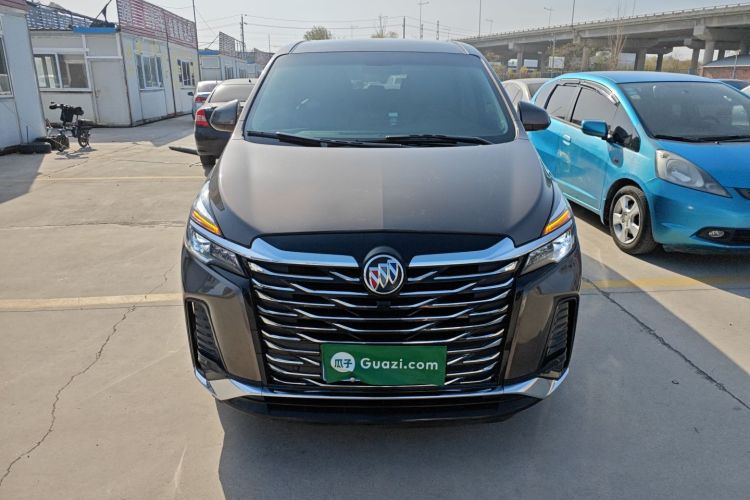 别克GL8 2023款 陆上公务舱 舒适型车身外观2