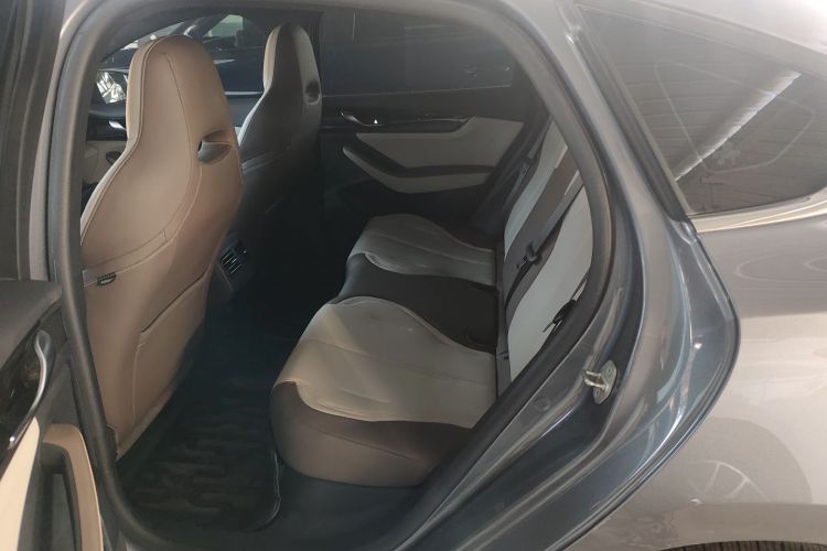 比亚迪 秦PLUS 2024款 荣耀版 DM-i 55KM领先型中控内饰7004