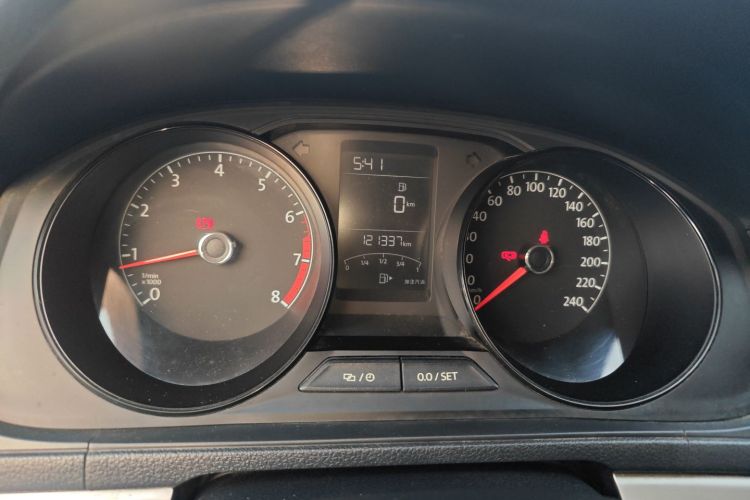 大众 朗逸 2017款 1.6L 手动风尚版中控内饰14