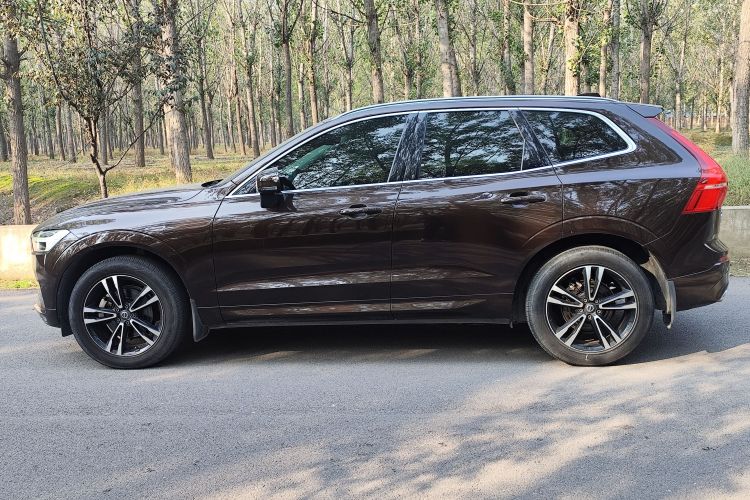 沃尔沃XC60 2019款 T5 四驱智远版 国VI车身外观4