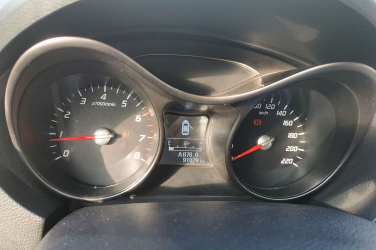 海马S5 2015款 1.6L 手动舒适型中控内饰14