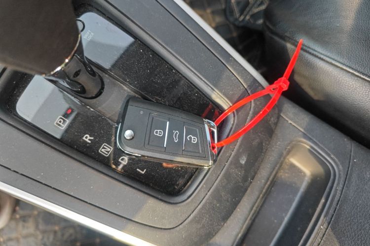 日产 轩逸 2024款 经典 1.6XE CVT舒适版中控内饰11