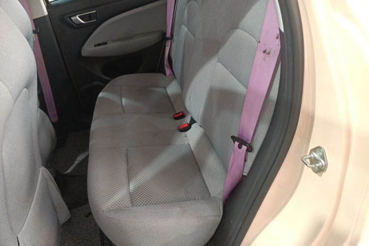 零跑汽车 零跑T03 2021款 400微糖版中控内饰21