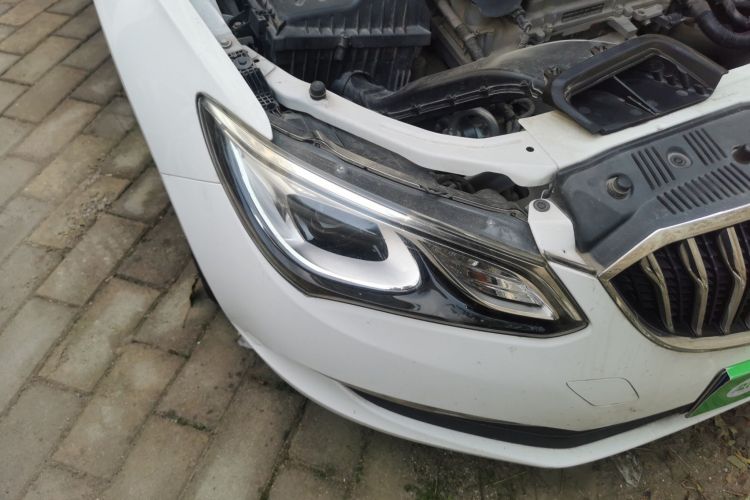 别克 英朗 2017款 15N 手动精英型车身外观8