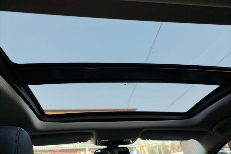 别克 君越 2022款 652T 豪华型中控内饰22