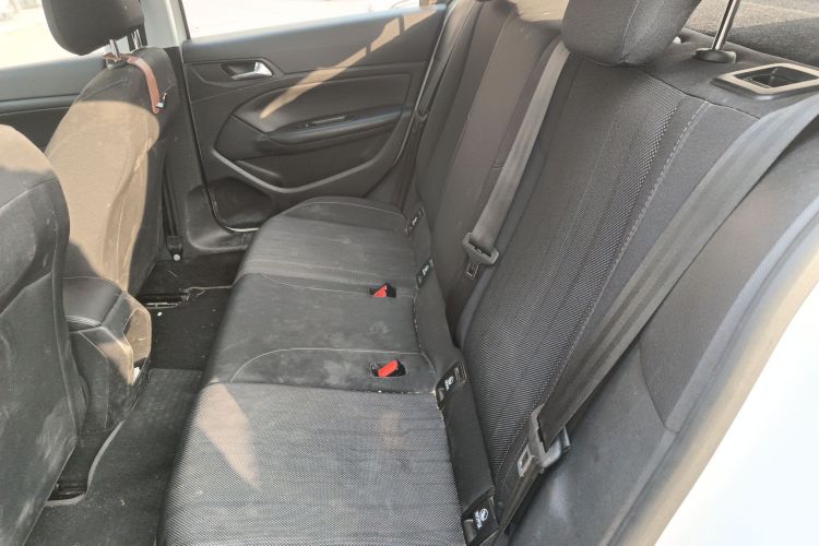 标致308S 2015款 1.2T 自动劲驰版中控内饰21