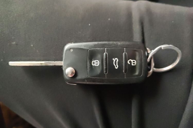 大众 Polo 2016款 1.4L 手动风尚型中控内饰11