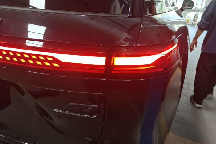 小鹏G9 2024款 570 Max车身外观6006