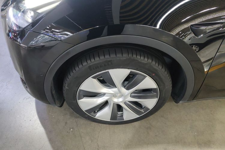 特斯拉 Model Y 2022款 后轮驱动版车身外观6007