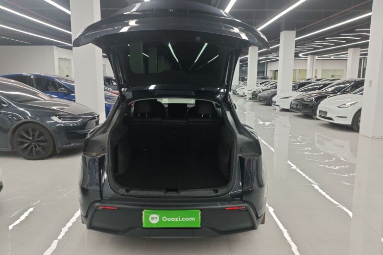 特斯拉 Model Y 2025款 长续航全轮驱动 首发版机舱底盘23