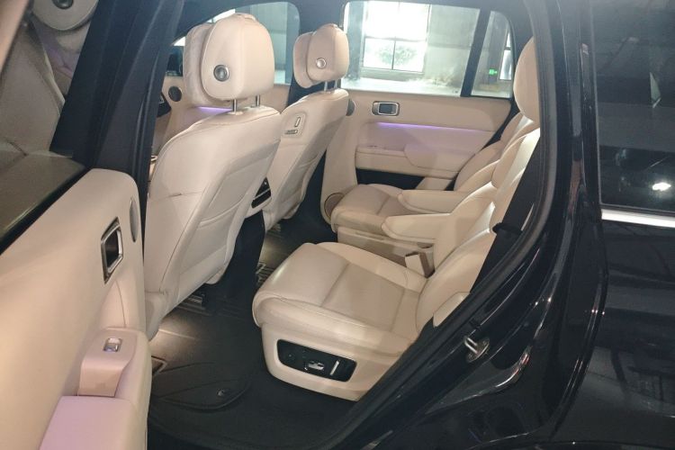 理想汽车 理想L8 2023款 Pro中控内饰7004