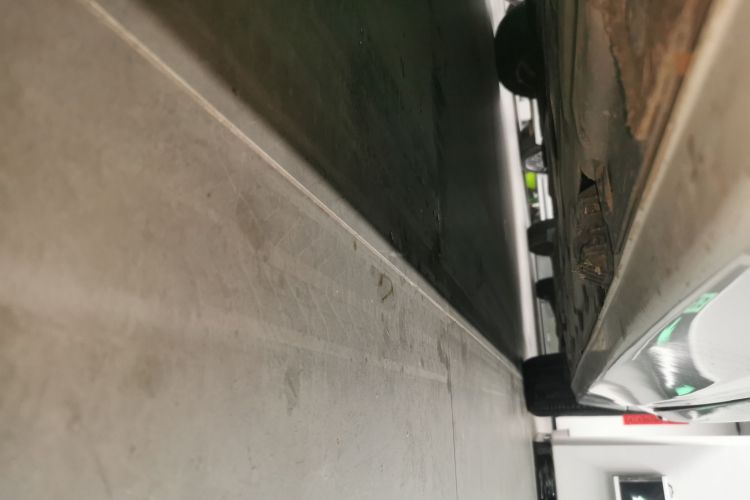 宝马3系 2017款 318Li 时尚型局部细节9002