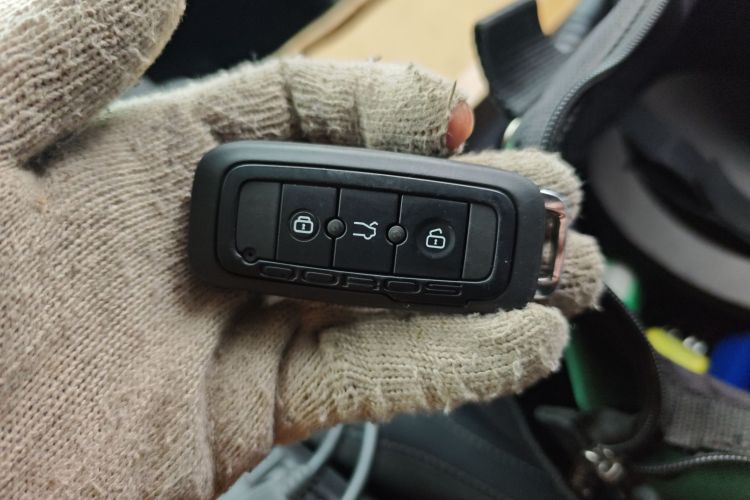 观致5 2018款 改款 1.6T 自动领先型中控内饰7001