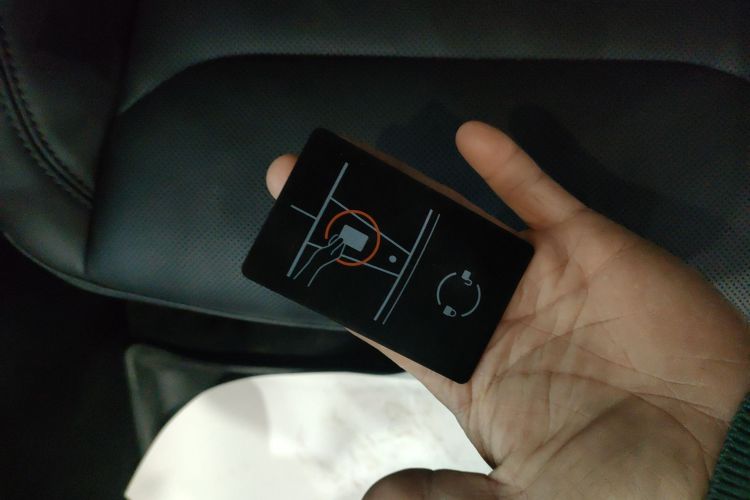 特斯拉 Model 3 2025款 改款 后轮驱动版中控内饰11