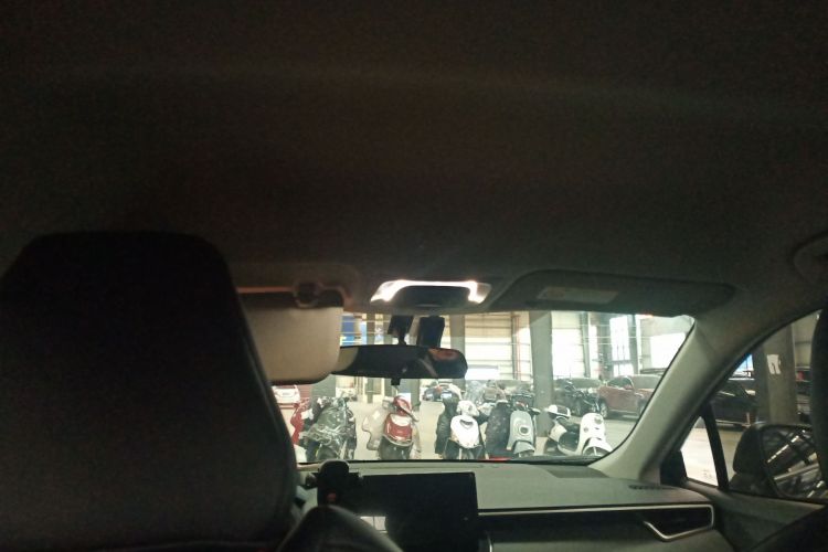 丰田 锋兰达 2024款 2.0L CVT精英版局部细节22