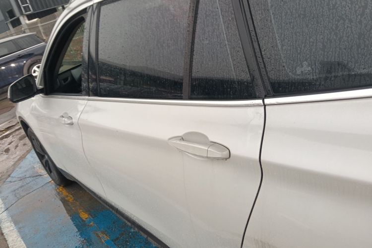 宝马X1 2021款 改款 sDrive20Li 时尚型车身外观4