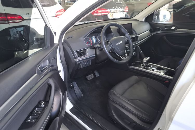 哈弗H6 2021款 运动版 1.5T 自动精英智联型 U型格栅中控内饰20