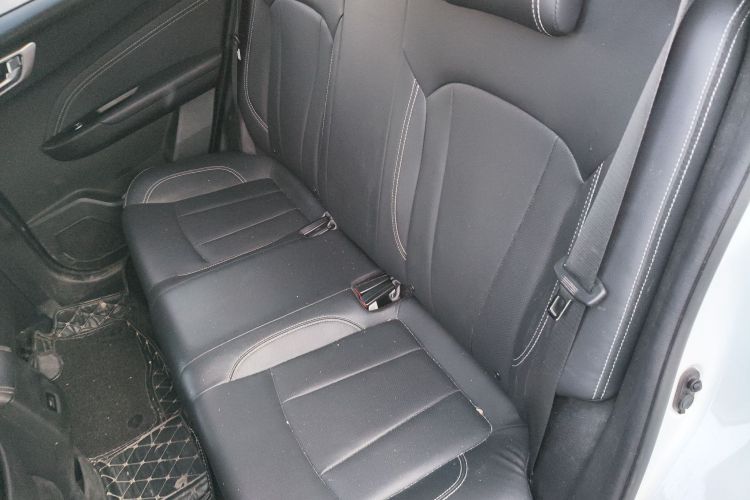 吉利汽车 远景X3 2019款 升级版 1.5L CVT精英型中控内饰7004