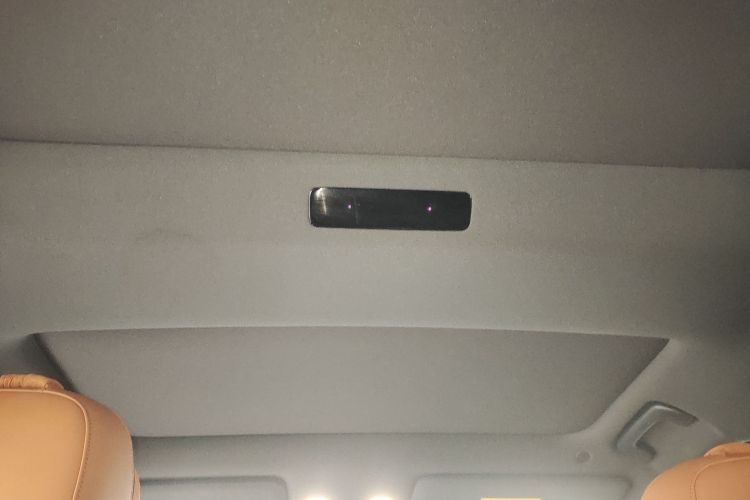 理想汽车 理想L7 2023款 Air中控内饰22