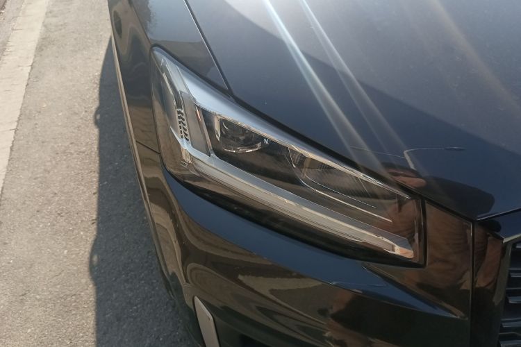 奥迪Q2L 2020款 35 TFSI 时尚动感型车身外观8