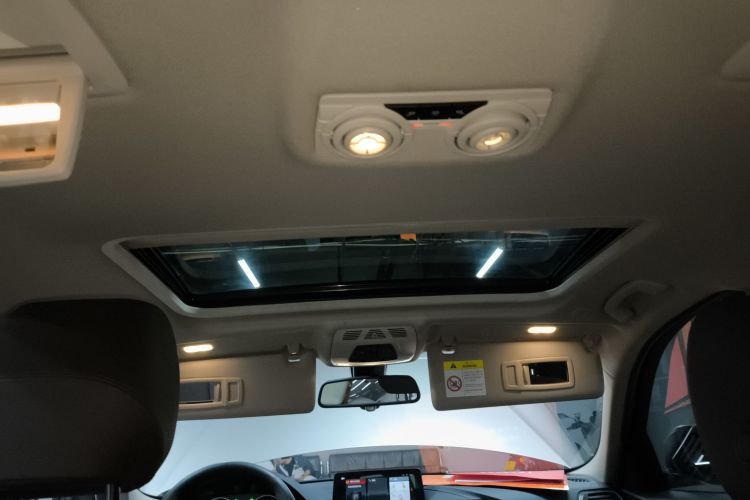 宝马3系 2019款 320Li 时尚型局部细节22