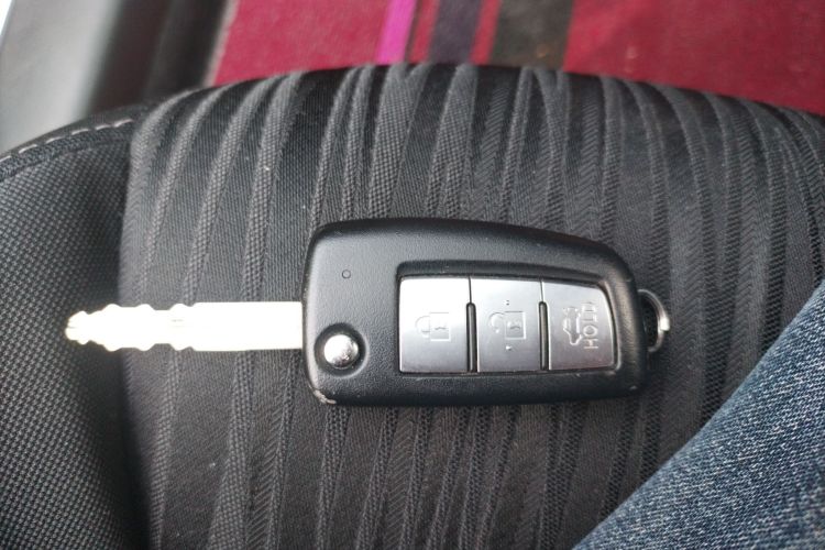 日产 轩逸 2024款 经典 1.6XE CVT舒适版中控内饰7001