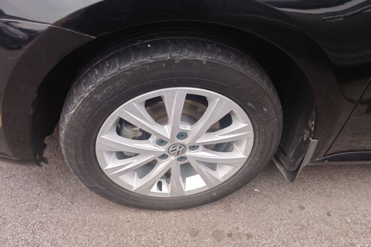 大众 朗逸 2015款 1.6L 自动舒适版车身外观6007